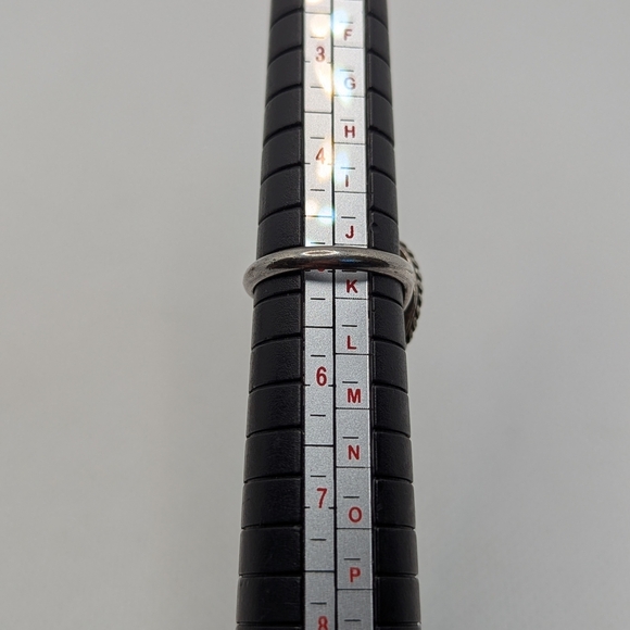 Navajo Silver Ring - Picture 5 of 6